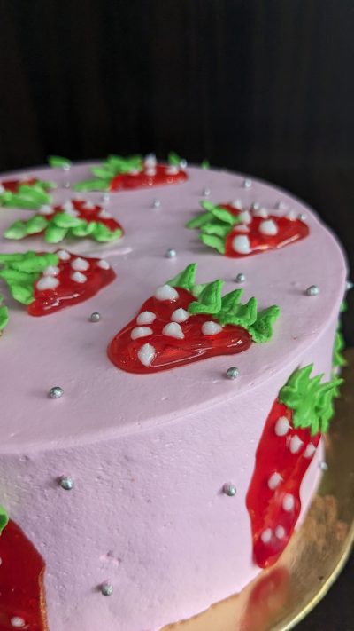 Strawberry Cake - Image 2