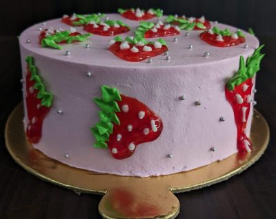 Strawberry Cake - Image 6