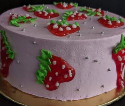 Strawberry Cake - Image 4