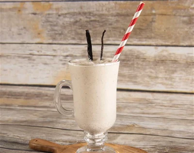 Vanilla Bean Milkshake - Image 5