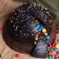Dark Chocolate Pinata Cakes