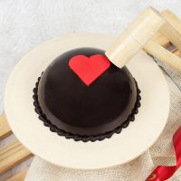 Mini Pinata Cakes